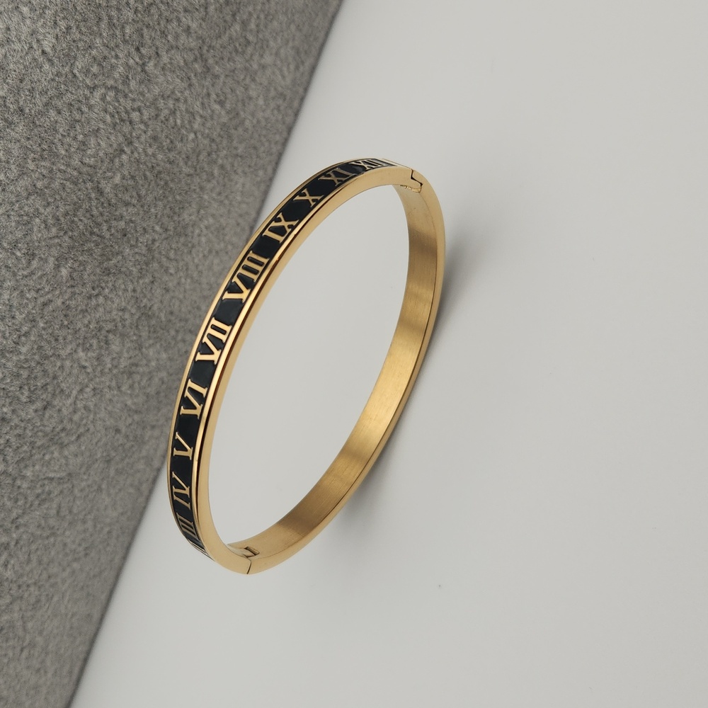 Luxe 18k Gold Plated Roman Numeral Bangle Bracelet  Black